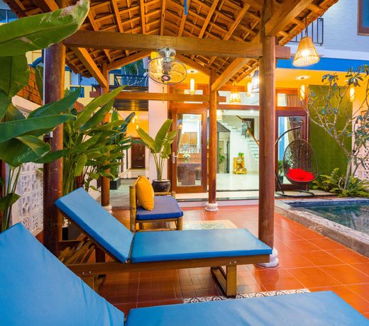 KHouse Villa