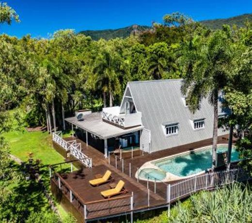 Cottonwood - Private Beachfront