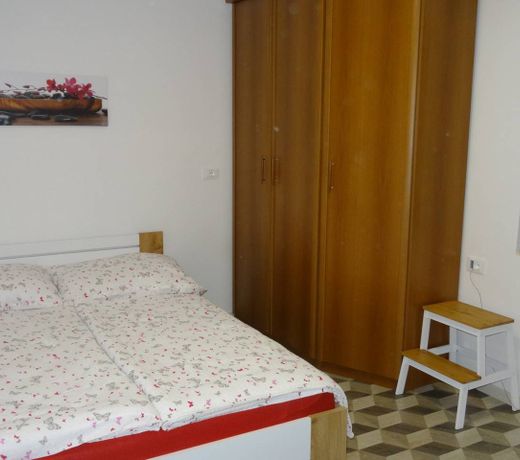 Apartma Nadja with private parking