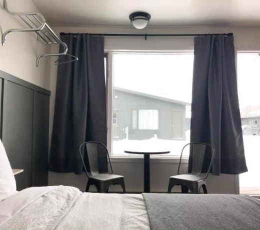 The Bayview Motel - Fort France, ON - Lakeside Motel