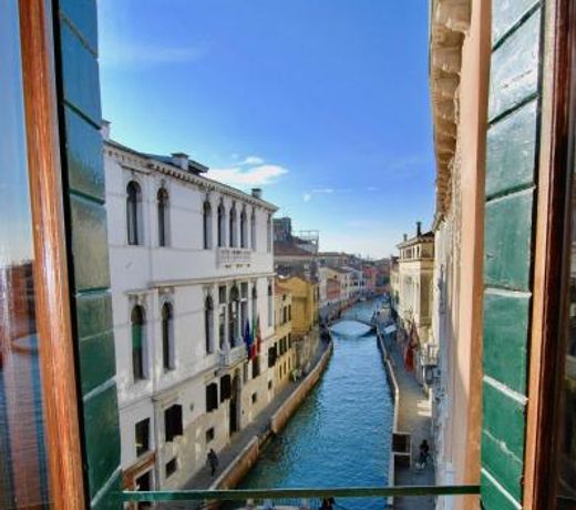 CA GRIMANI Double Apartment: private terrace and stunning view