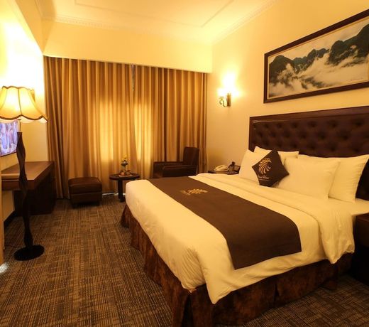 Phoenix Hotel