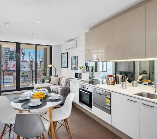 Lovely DESIGNER comfortable CBD Pad *WIFI POOL GYM