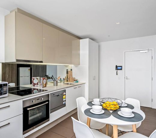 Lovely DESIGNER comfortable CBD Pad *WIFI POOL GYM