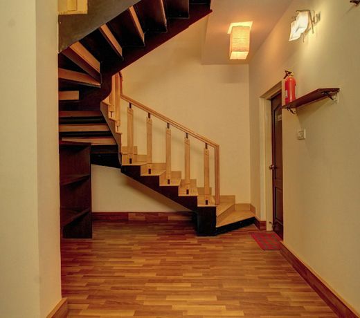 OYO 24935 Aiwan E Ashraf Suites