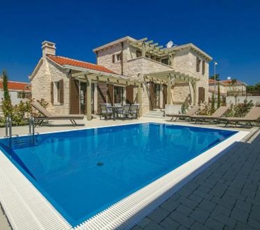 Luxury Stone Villa Zanelli