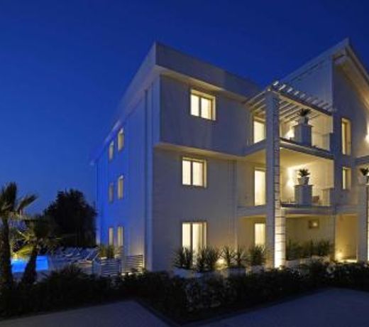 Villa Bianca Luxury Apartments