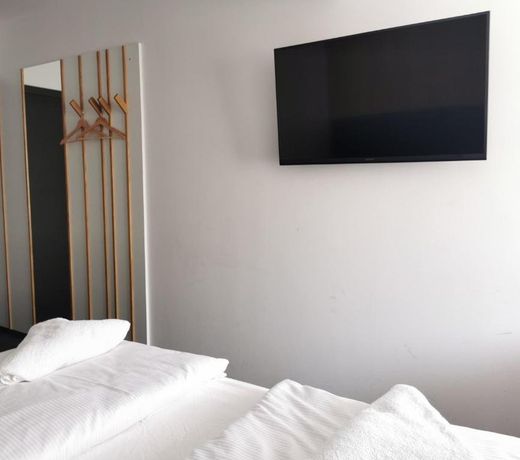 Cha Cha Rooms