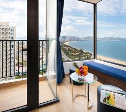 Crown Hotel Nha Trang