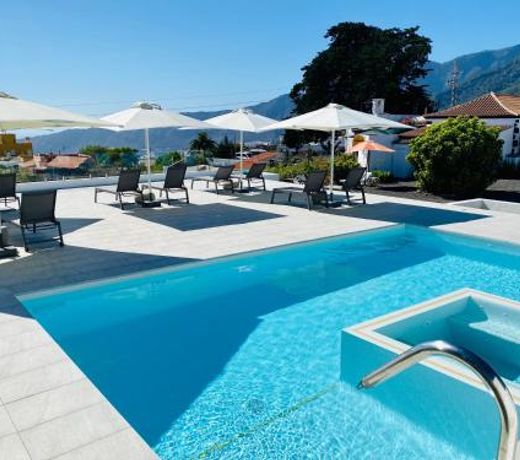 Bungalow Los Laureles