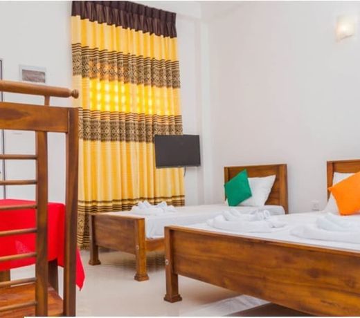 Hotel Crown Plaza Katunayake