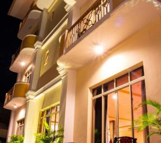 HOTEL LAKEFIELD "Excellence"