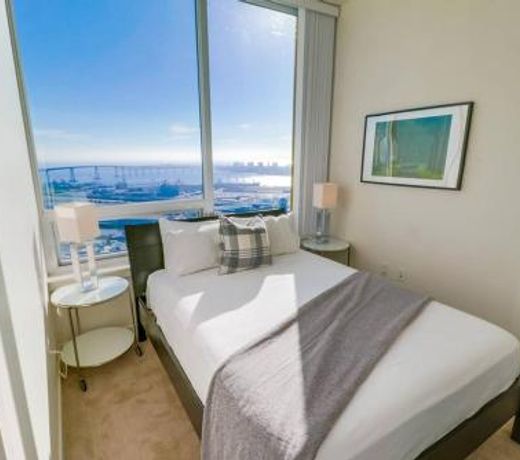 3BR apt. East Village, Coronado and Bay Views