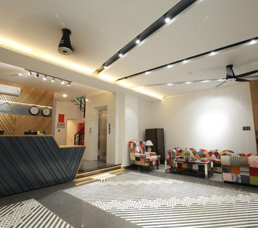 Olivia Hotel and Apartment