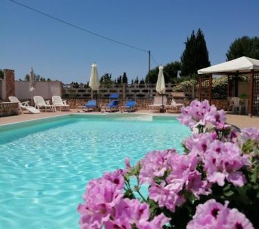 Residenza agrituristica Santa Lucia con piscina
