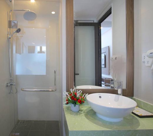 Skylight Hotel Nha Trang