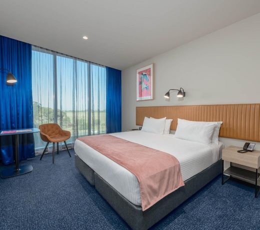 Mantra Epping