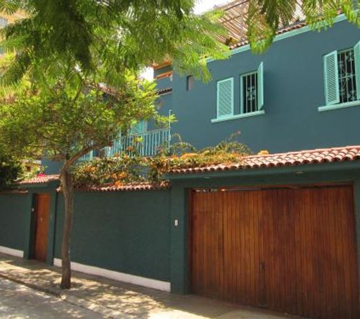 La Casona Azul