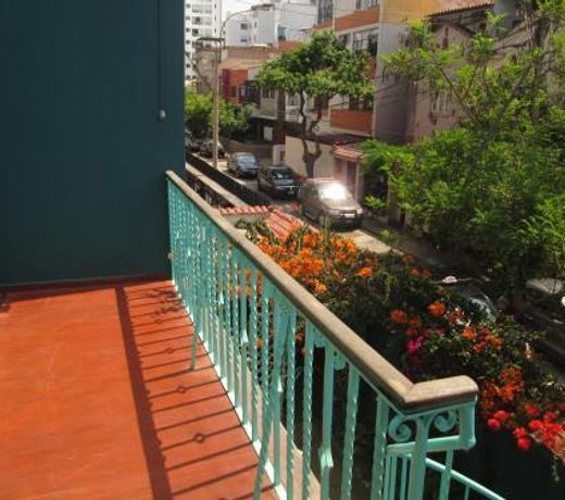 La Casona Azul