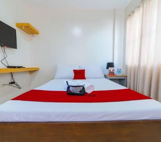 RedDoorz Plus @ Casa Lucia Sindalan San Fernando City Pampanga