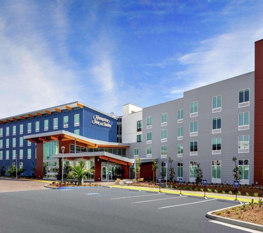 Hampton Inn & Suites San Diego Airport Liberty Station