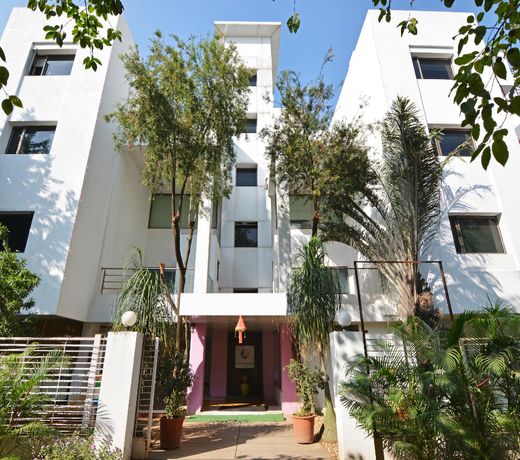 Capital O 22124 Hotel Lotus Residency