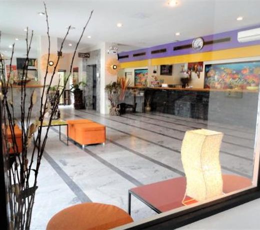 D2 lamoon resotel