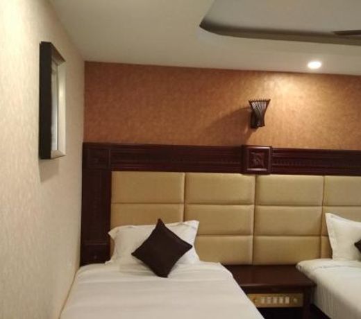 RB GRAND RESIDENCY