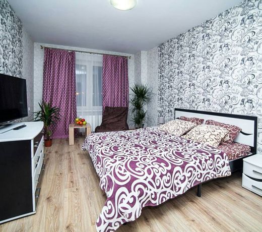 Prostornye apartamenty u metro Vostok,  MKAD .