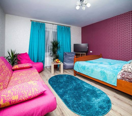Prostornye apartamenty u metro Vostok,  MKAD .