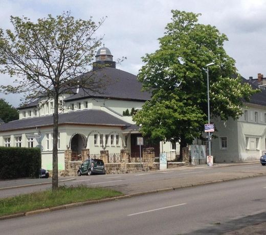 Im Ballhaus Neuhilbersdorf