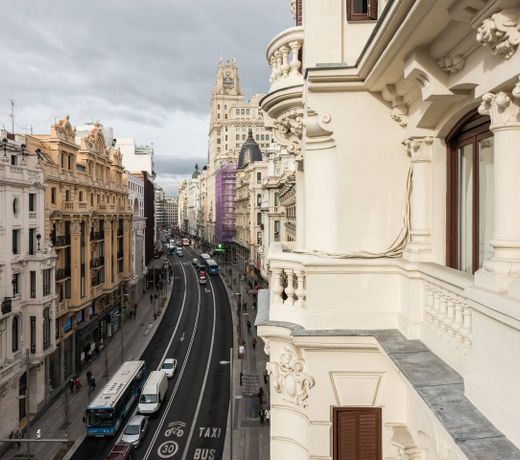M&F 7 ROOMS/7 BATHROOMS OVER GRAN VIA