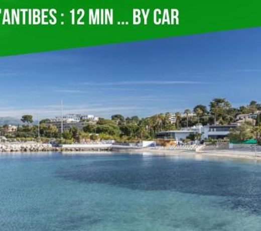 Sleep in Antibes City Port