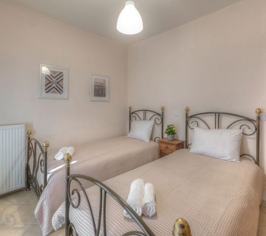 Gerania Villa
