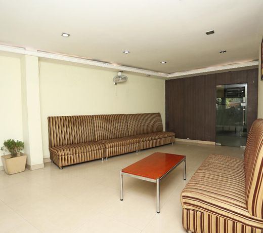 OYO 23661 Hotel Swagat Palace