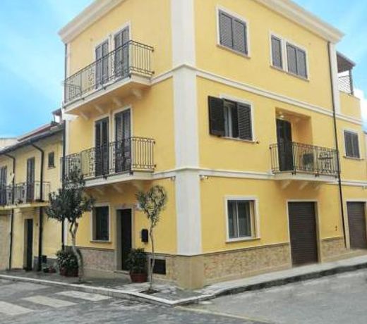 Scilla Resort