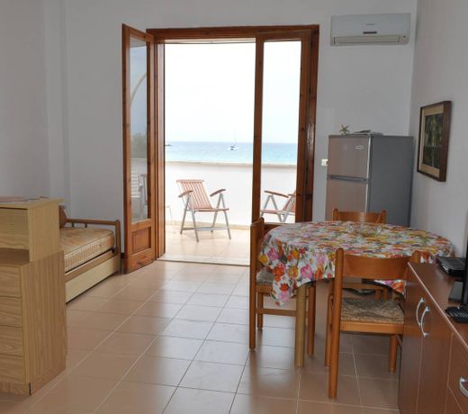 Appartamento Coryna 4 posti letto sul mare