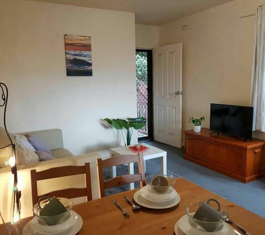 2 bedroom near Victoria Garden &Free Parking&WiFi