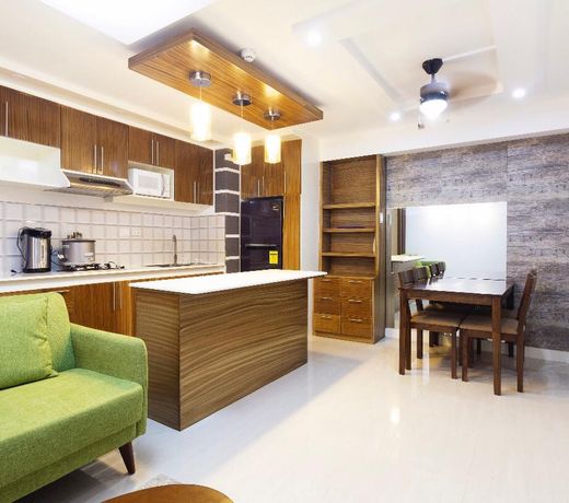 Pamâs Place(near Quirino-Sangandaan)