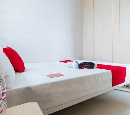 RedDoorz Premium @ SMDC North EDSA Monthly Stay