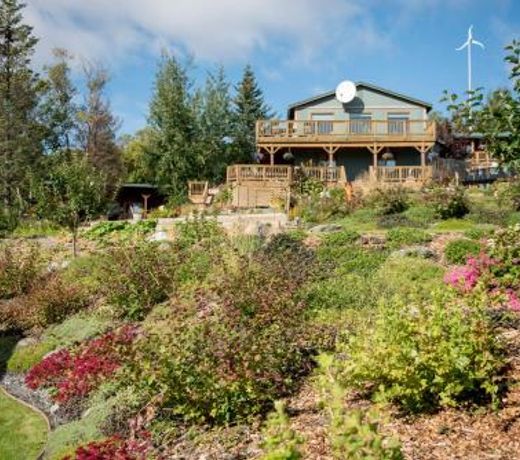 Bear Creek Winery and Lodging