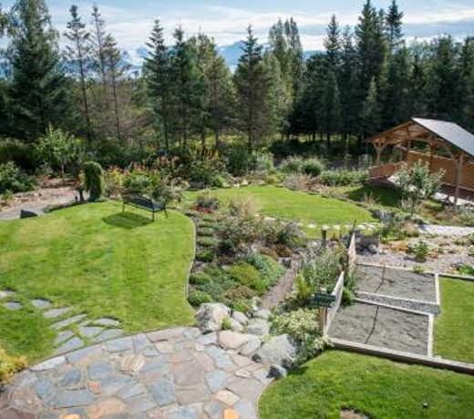 Bear Creek Winery and Lodging