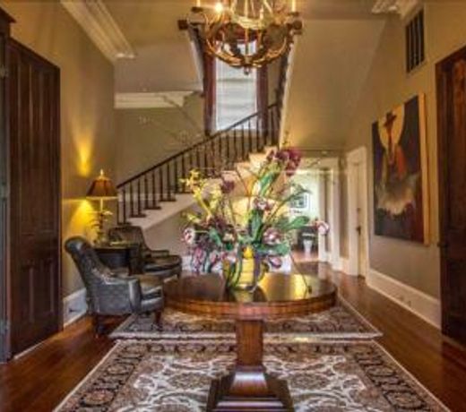 Clark House Inn