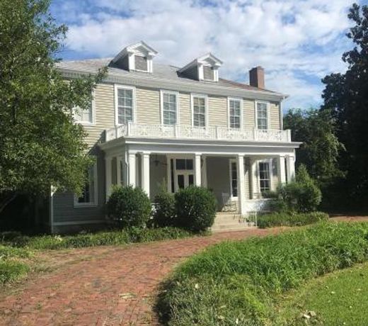 Clark House Inn