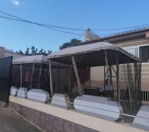 HÃ´tel La Couronne RW
