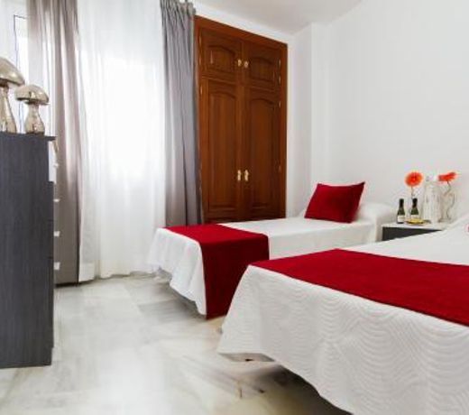 Apartamentos El Tajo & SPA