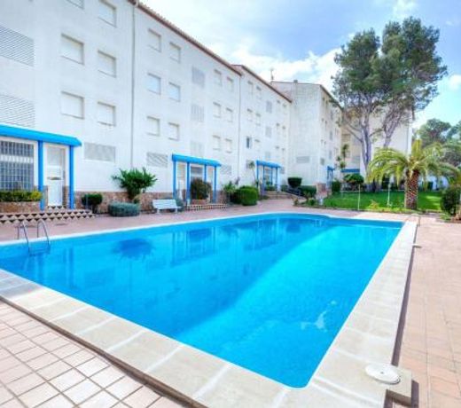Apartment Residencial Magda Park by Interhome