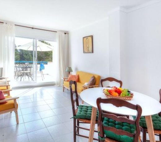 Apartment Residencial Magda Park by Interhome
