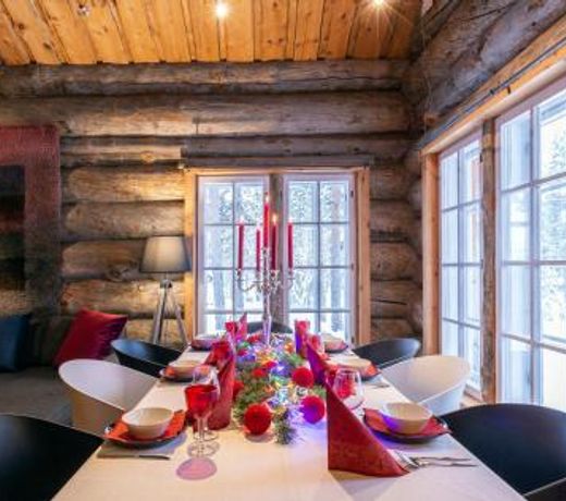 Kuukkeli Hirvas Suite