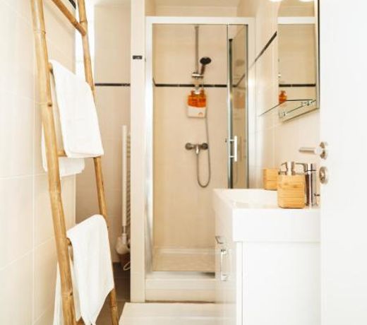 â PARISIAN ROMANTIC HIDEAWAY â